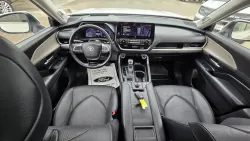 2024 Toyota Grand Highlander | Thumbnail Photo 27 of 33
