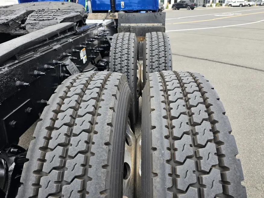 2022 Peterbilt 389 | Photo 21 of 22