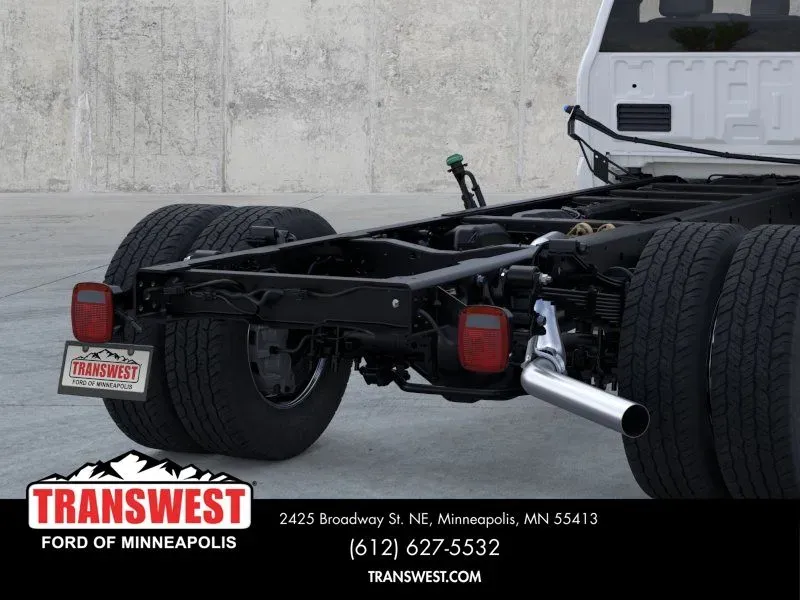 2025 Ford Super Duty F-600 XLT | Photo 20 of 22