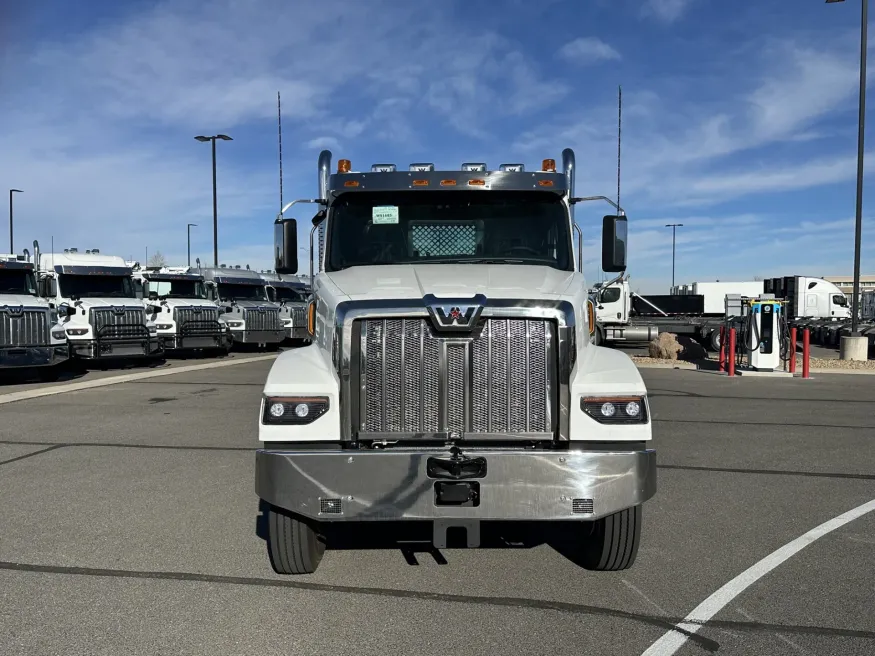2026 Western Star 49X | Photo 2 of 17