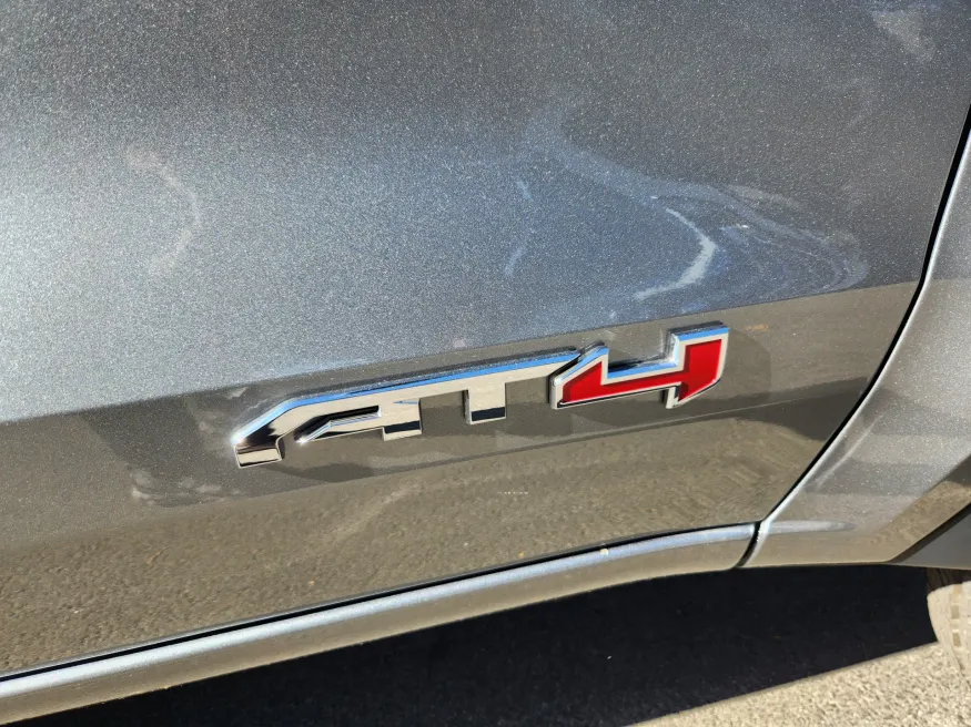 2026 GMC Canyon 4WD AT4 | Photo 19 of 30