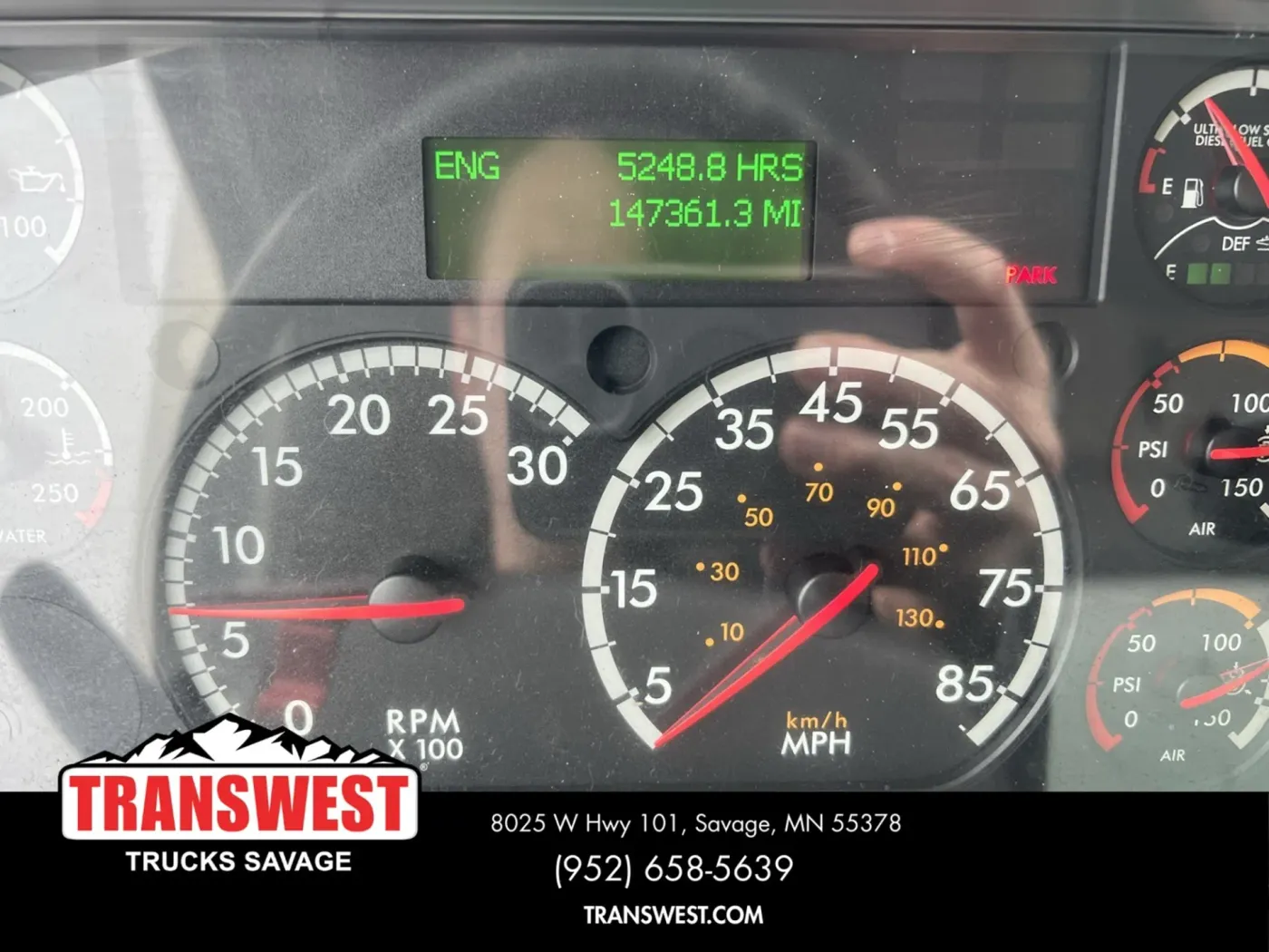 2016 Freightliner M2 106 | Photo 3 of 15