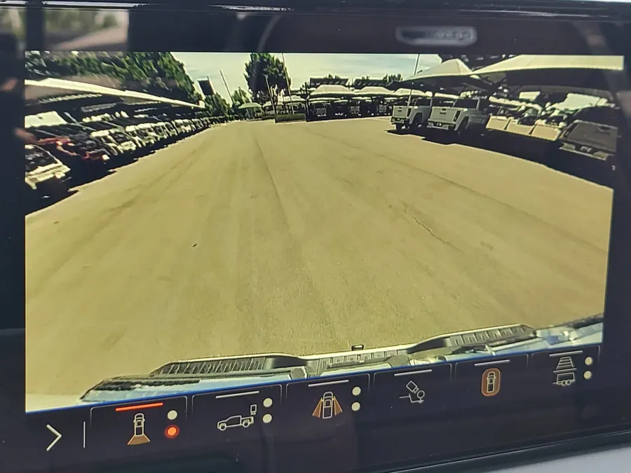 2026 GMC Sierra 1500 Denali Ultimate | Photo 15 of 26