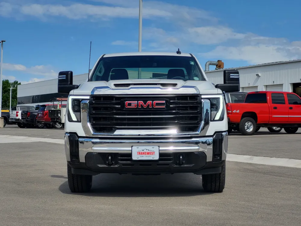 2026 GMC Sierra 2500HD Pro