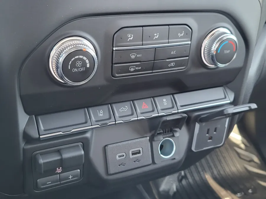 2026 GMC Sierra 2500HD Pro | Photo 16 of 24