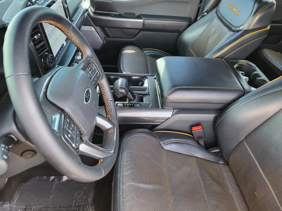 2023 Ford F-150 XL | Photo 11 of 26