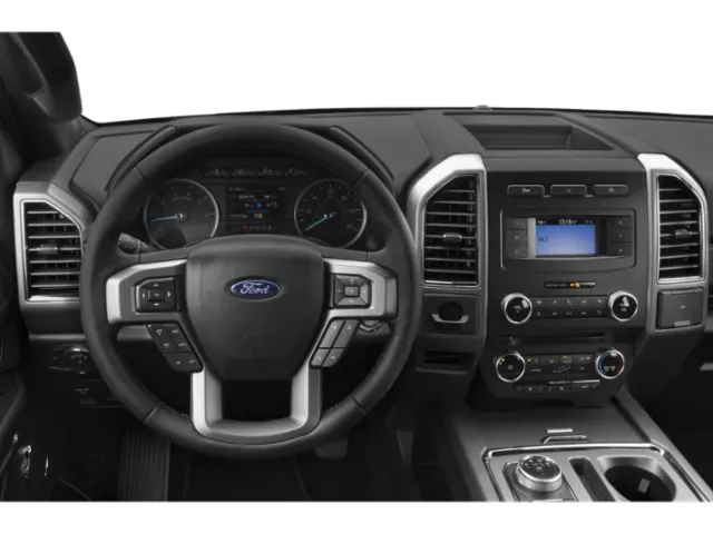 2018 Ford Expedition | Photo 3 of 13