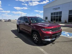 2023 Jeep Grand Cherokee L Limited | Thumbnail Photo 1 of 29