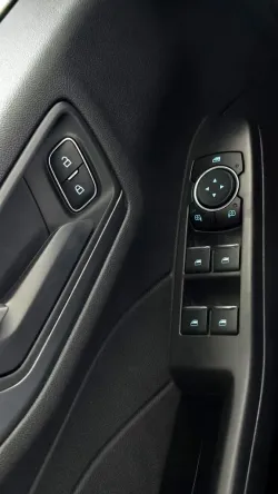 2026 Ford Escape | Thumbnail Photo 12 of 25