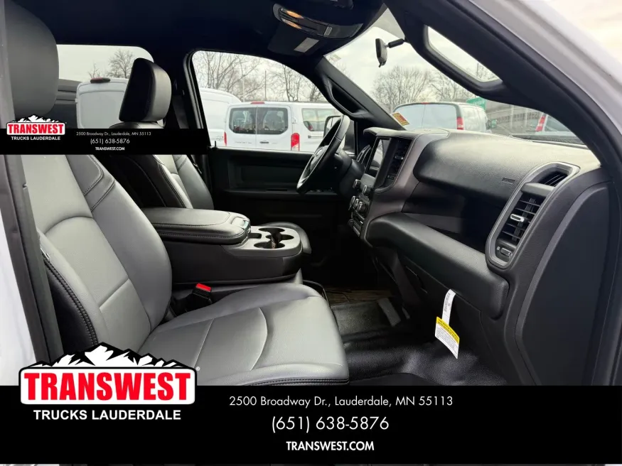 2022 RAM 3500 Tradesman | Photo 7 of 21