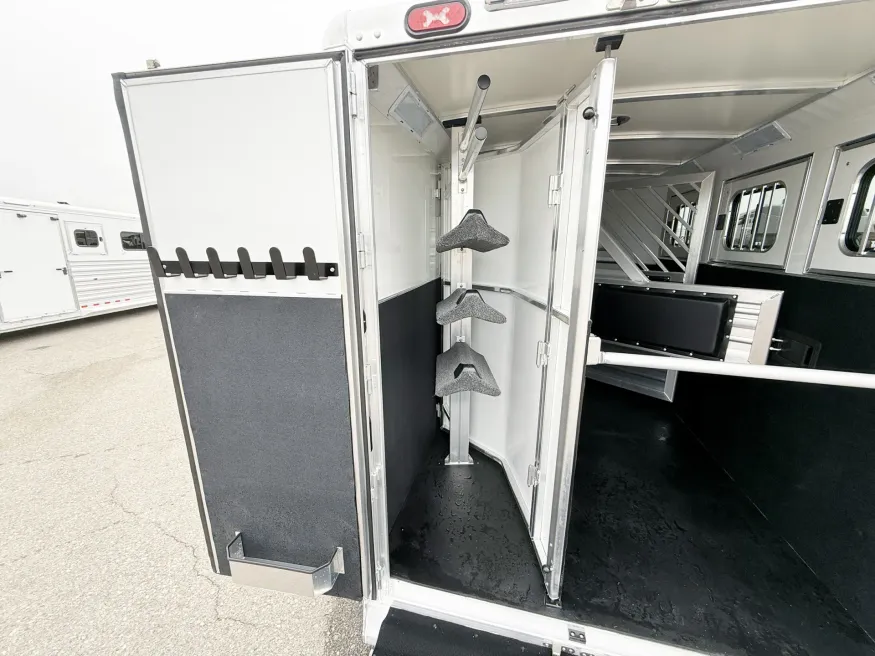 2026 Cimarron 3HGN | Photo 5 of 4