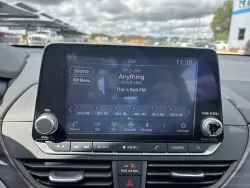 2023 Nissan Altima 2.5 SV | Thumbnail Photo 15 of 19