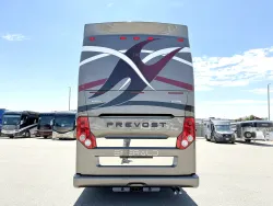 2023 Emerald Prevost H3-45 Double Slide | Thumbnail Photo 4 of 15