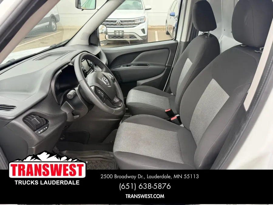 2021 RAM Promaster City Tradesman SLT | Photo 4 of 21