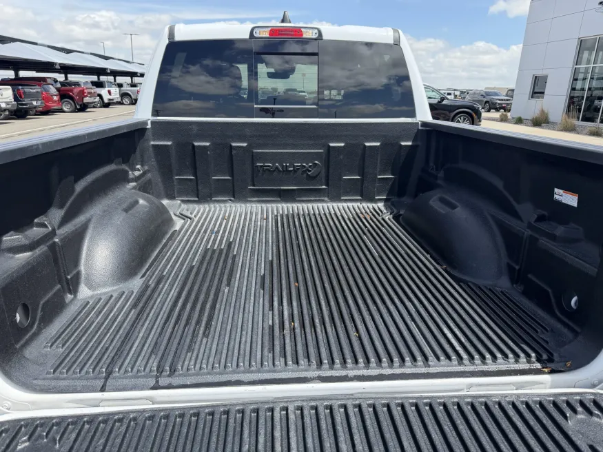 2025 RAM 1500 Laramie | Photo 7 of 19