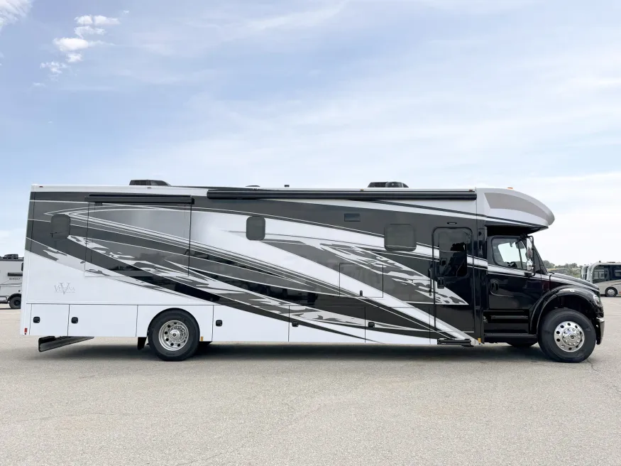 2026 Renegade Verona 40VRB | Photo 3 of 31