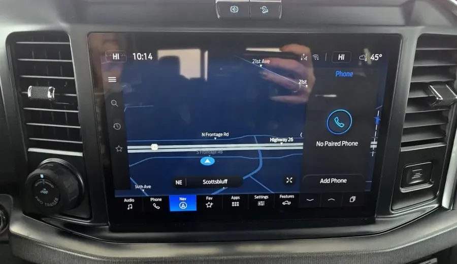 2026 Ford Super Duty F-350 | Photo 26 of 37