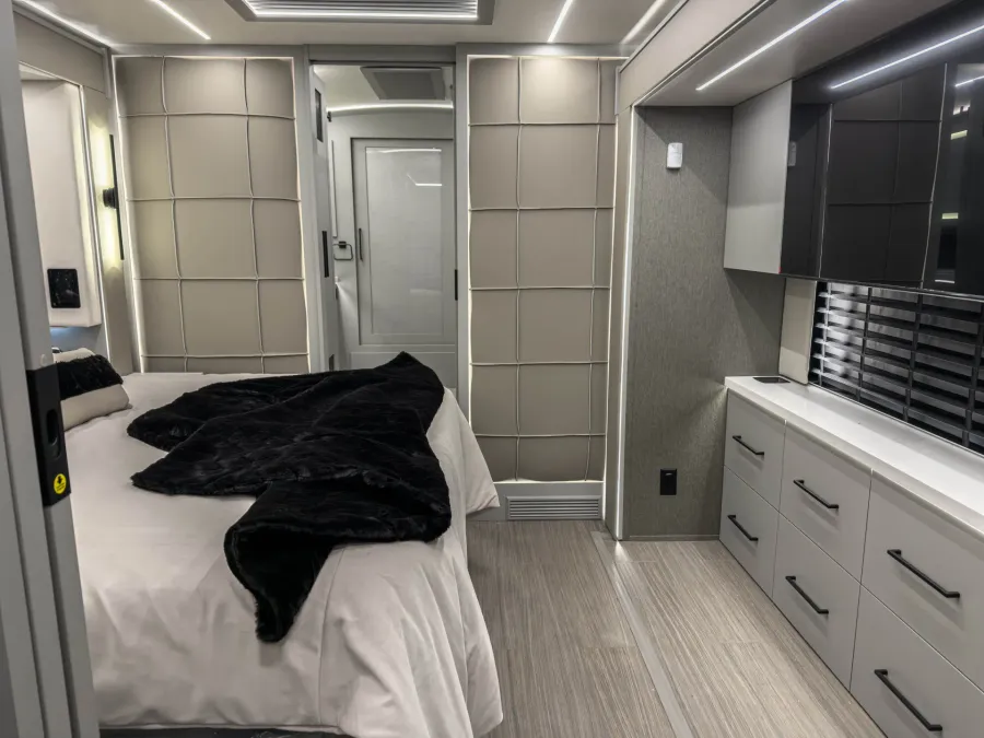 New 2026 Newmar King Aire 4521 in Belton, MO - Class A RV