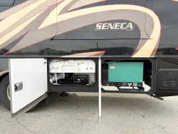 2016 Jayco Seneca 37HJ | Thumbnail Photo 26 of 29