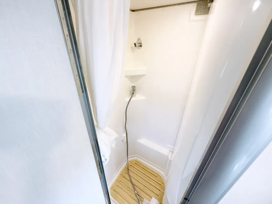 2026 Winnebago EKKO 23B | Photo 10 of 23