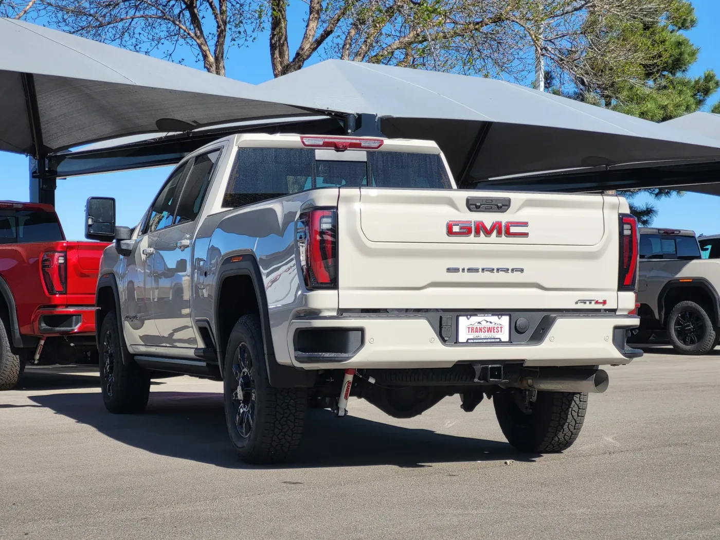 2026 GMC Sierra 2500HD AT4 | Photo 4 of 24