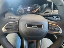 2026 Jeep Compass Latitude | Thumbnail Photo 18 of 19