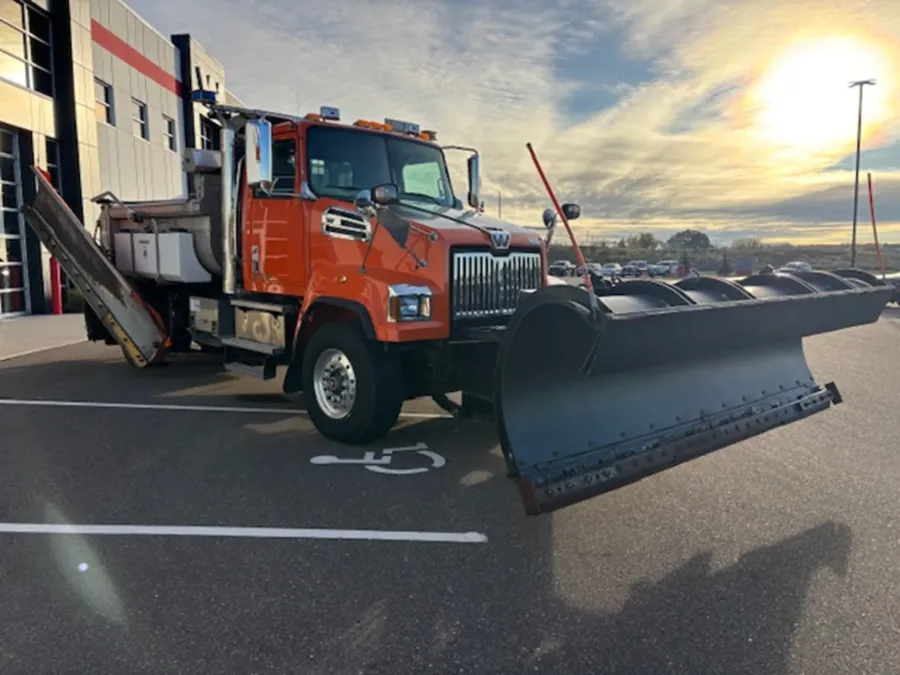 2021 Western Star 4700SF | Photo 2 of 15