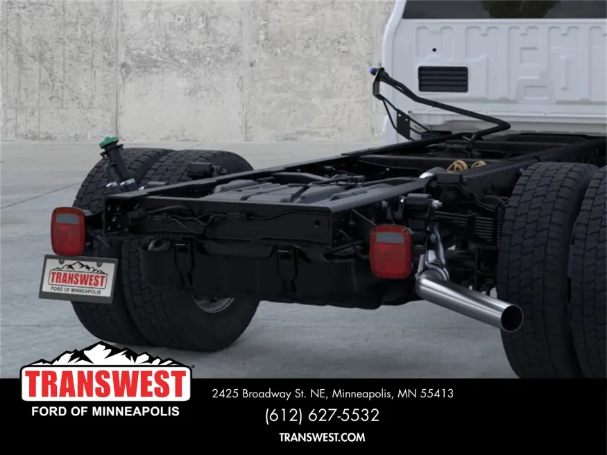 2025 Ford Super Duty F-550 | Photo 21 of 22