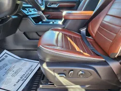 2024 GMC Sierra 3500HD Denali Ultimate | Thumbnail Photo 8 of 31