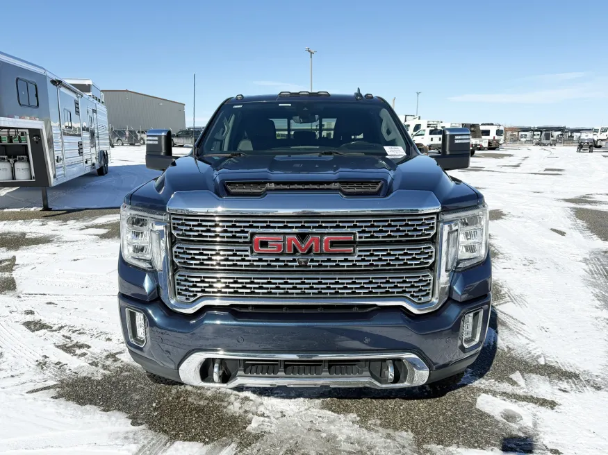 2020 GMC 3500HD Crew Cab Sierra Denali | Photo 22 of 22