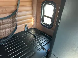 2022 Freightliner Cascadia 126 | Thumbnail Photo 18 of 24