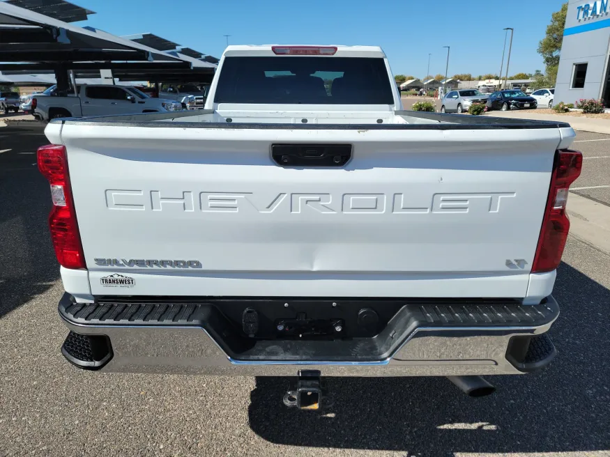 2024 Chevrolet Silverado 2500HD LT | Photo 3 of 18