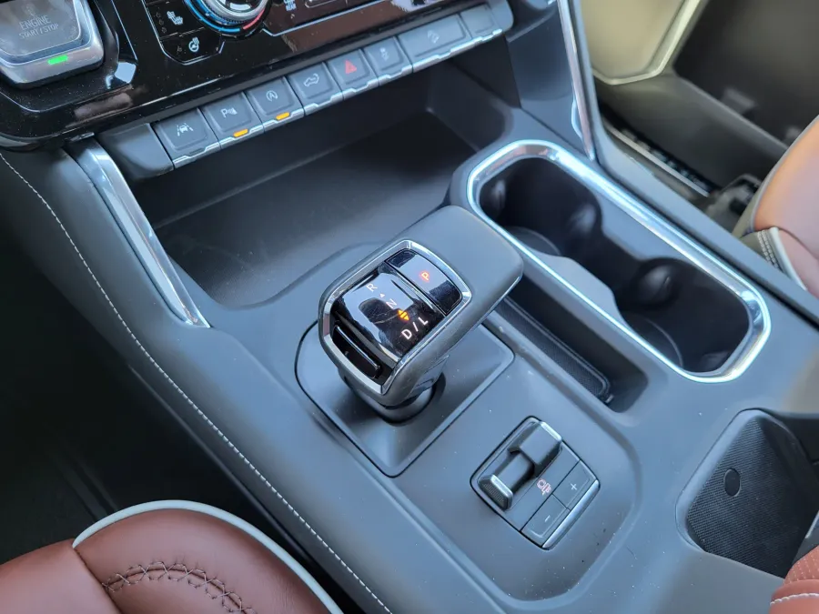 2026 GMC Sierra 1500 Denali Ultimate | Photo 17 of 26