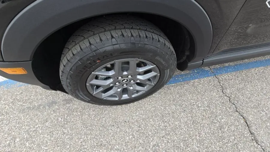 2025 Ford Bronco Sport | Photo 9 of 29