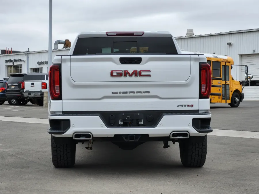 2021 GMC Sierra 1500 AT4 | Photo 5 of 24