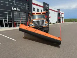 2014 International 7600 SFA | Thumbnail Photo 2 of 12