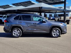 2025 Toyota RAV4 Hybrid XLE | Thumbnail Photo 1 of 30