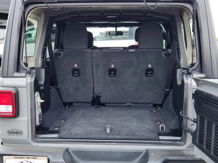 2023 Jeep Wrangler Sport S | Photo 13 of 28