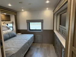 2026 Newmar Grand Star 3444 | Thumbnail Photo 31 of 47