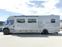 2026 Renegade Verona 36VSB | Thumbnail Photo 20 of 28