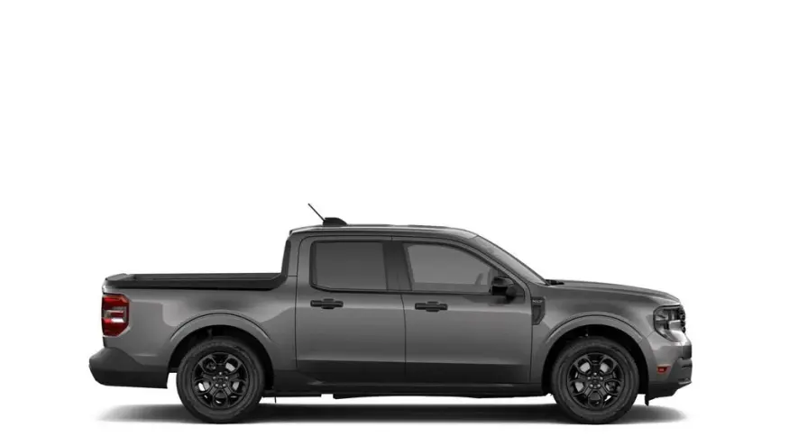 2026 Ford Maverick | Photo 4 of 8