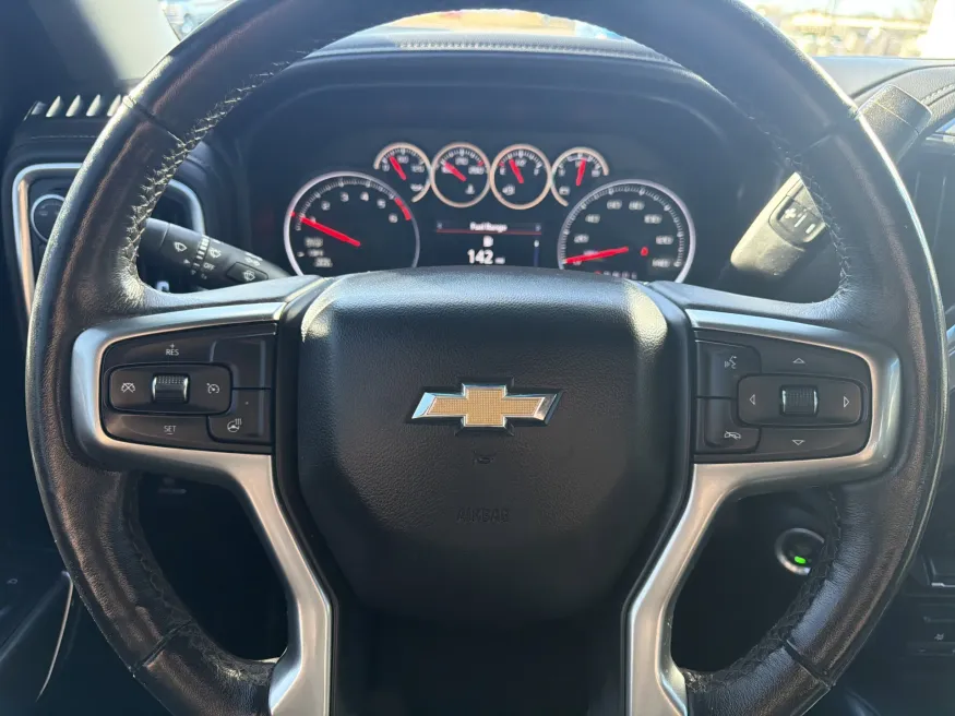 2021 Chevrolet Silverado 1500 LTZ | Photo 17 of 19
