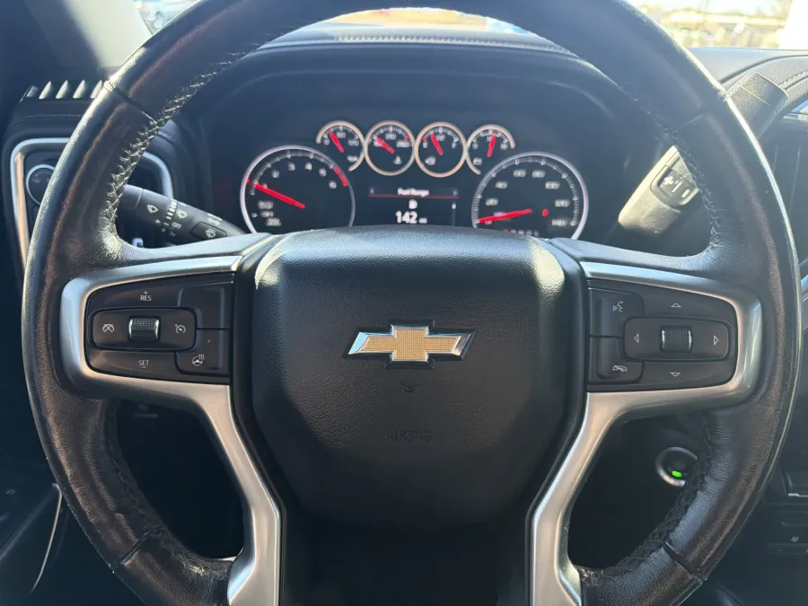 2021 Chevrolet Silverado 1500 LTZ | Photo 17 of 19
