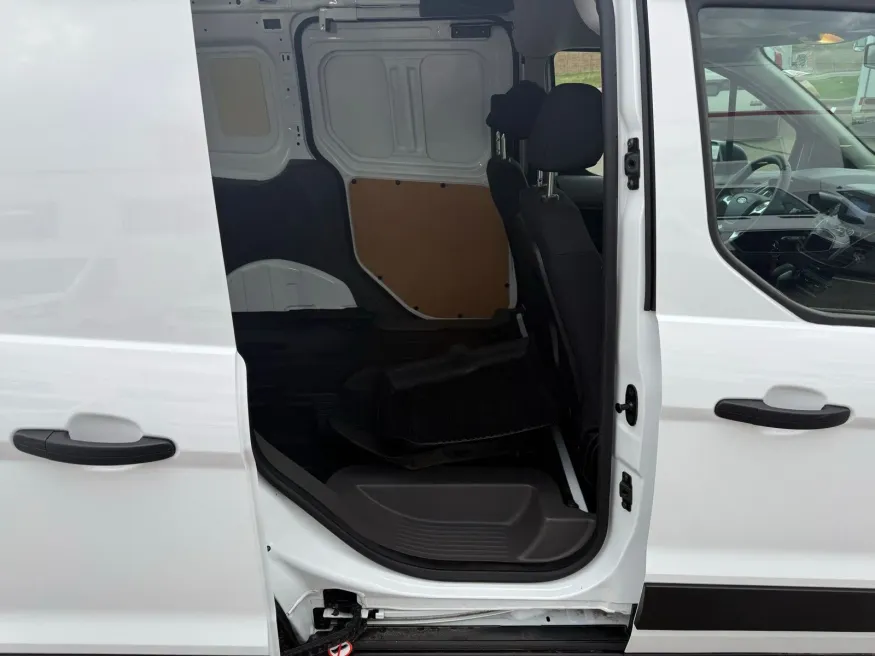 2023 Ford Transit Connect XL | Photo 10 of 20