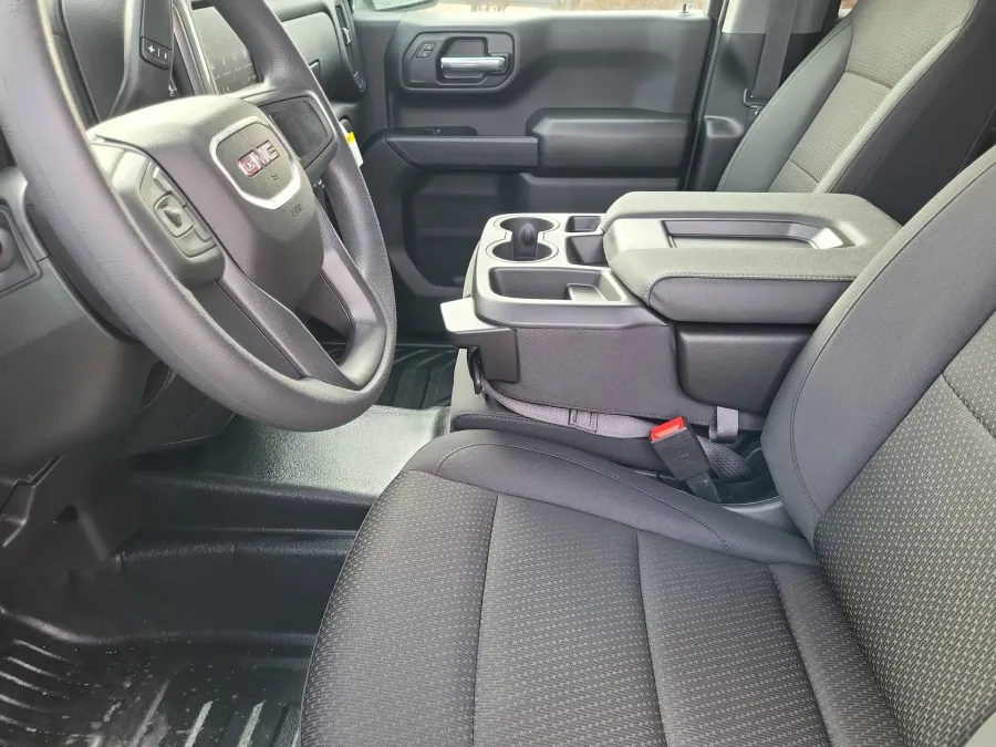 2026 GMC Sierra 1500 Pro | Photo 8 of 23