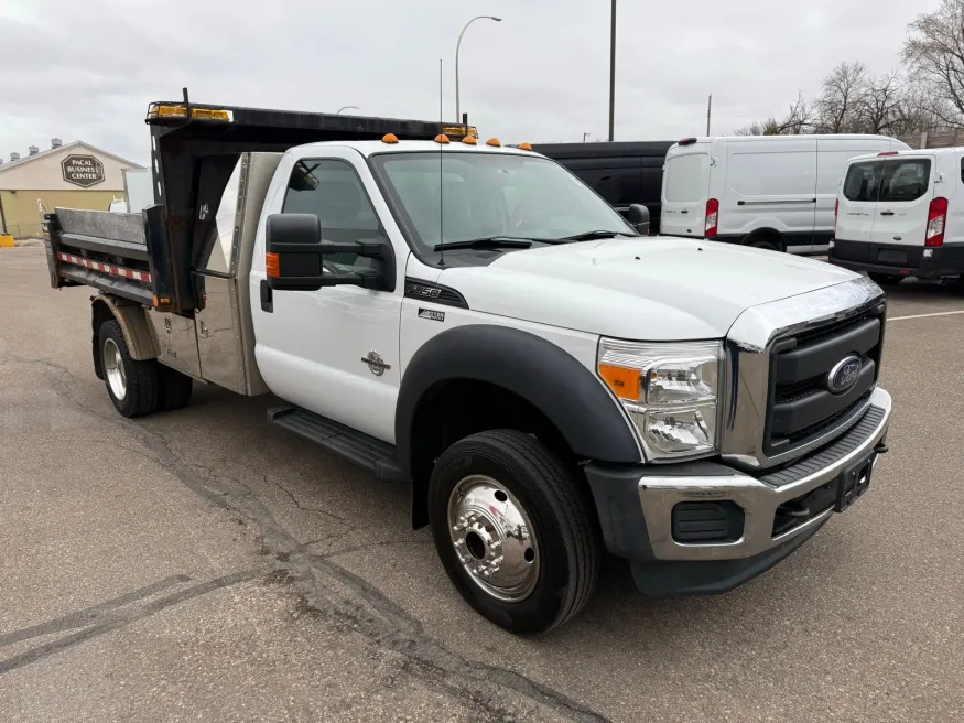 2016 Ford Super Duty F-550 XL | Photo 12 of 20