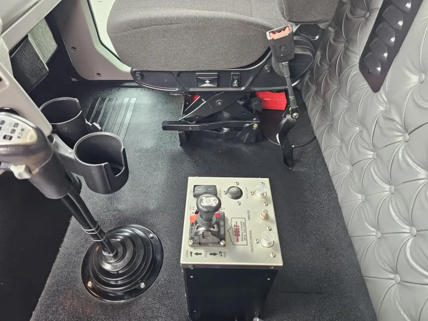 2022 Western Star 4700SF | Photo 11 of 22