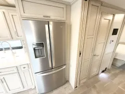 2023 Newmar Ventana 4326 | Thumbnail Photo 13 of 34