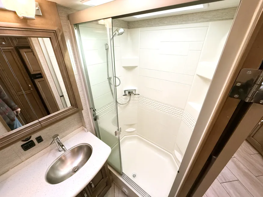 2022 Newmar Bay Star 3626 | Photo 13 of 30