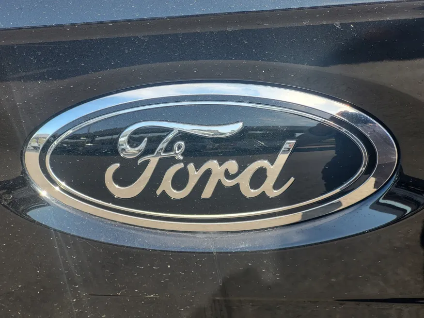 2023 Ford F-150 XL | Photo 10 of 26
